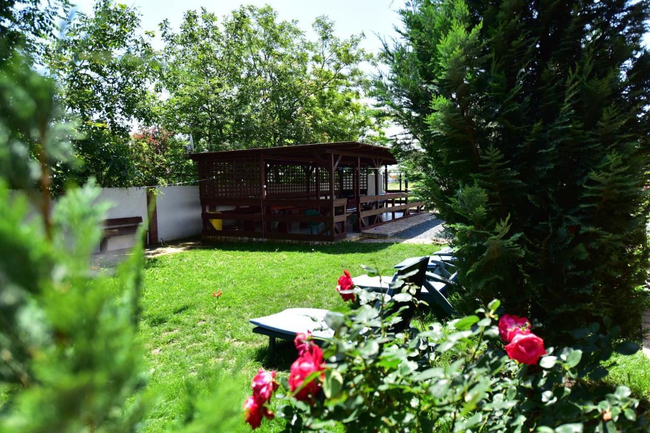 Vila Maya Vama Veche Exterior foto
